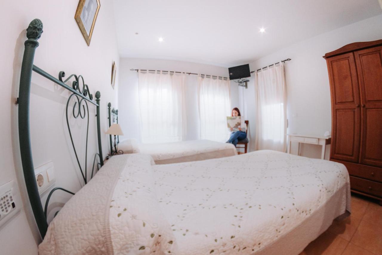 Hotel Delphos Moraleja Dış mekan fotoğraf