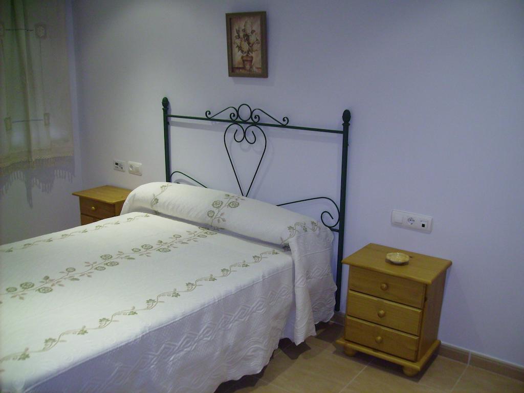 Hotel Delphos Moraleja Oda fotoğraf